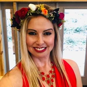 Meet your Posher, Danielle